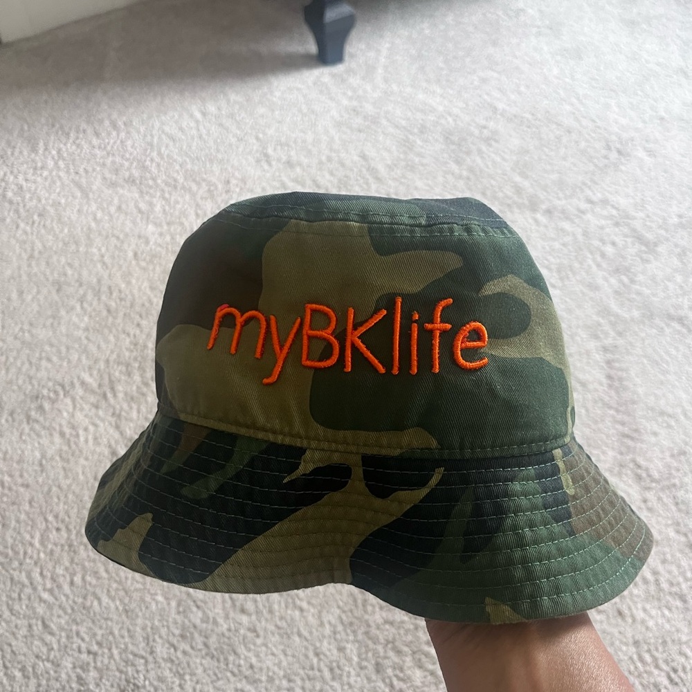 NWOT Camouflage Bucket Hat with Orange Embroidery